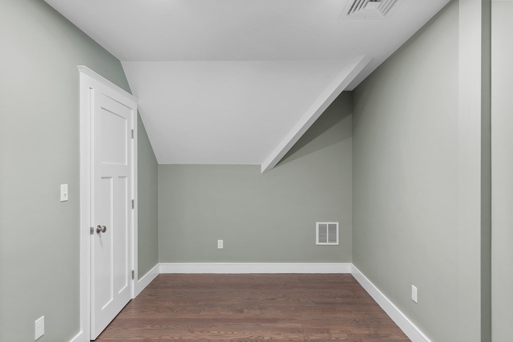 5 Wyman Road Lexington, MA 02420 - Photo 28 of 35 Gallery Image 28