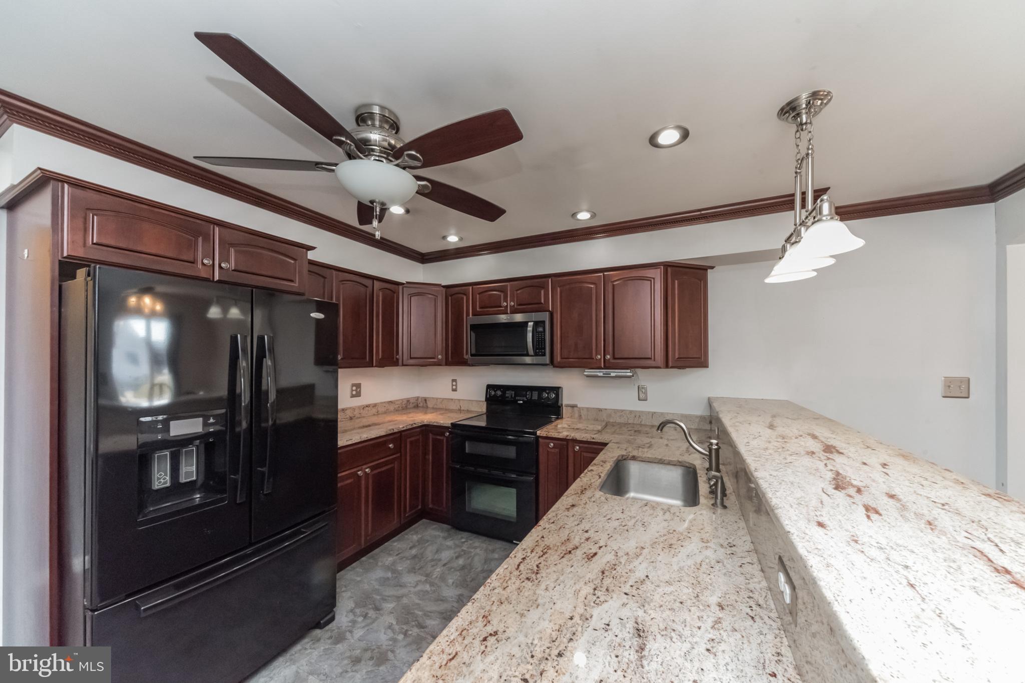 1463 Sussex Road Baltimore, MD 21221 - Photo 4 of 29 Gallery Image 4