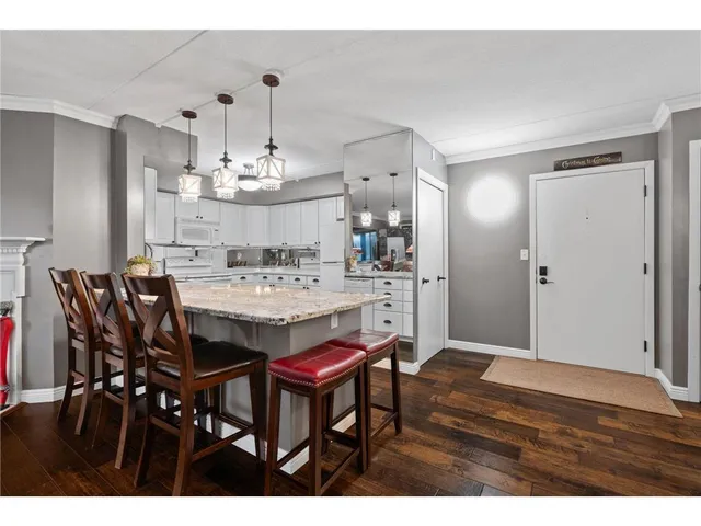 $250,000 | 1077 Sibley Memorial Highway, Unit 602, Lilydale, MN 55118