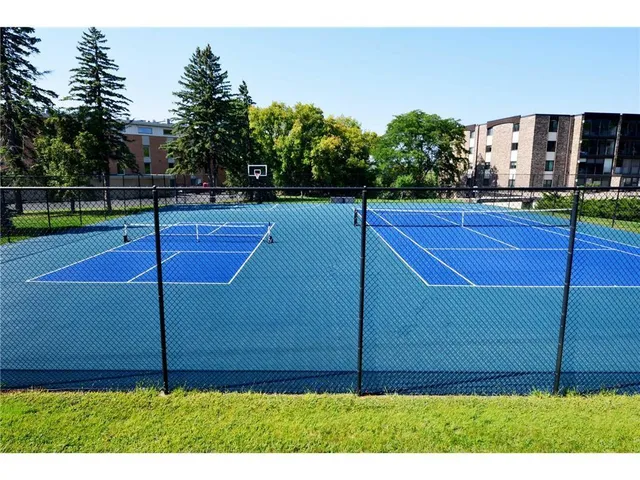 $250,000 | 1077 Sibley Memorial Highway, Unit 602, Lilydale, MN 55118