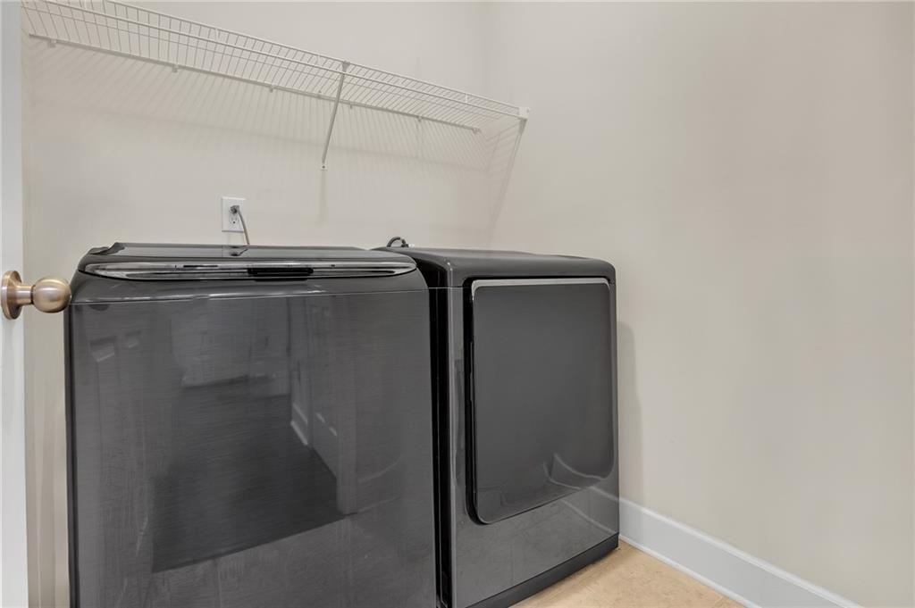 6513 Bennington Bluff Court, Unit 2 Mableton, GA 30126 - Photo 30 of 41 a close view of a bathroom