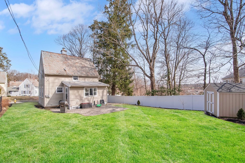 5 Heroult Road Worcester, MA 01606 - Photo 8 of 37 Gallery Image 8