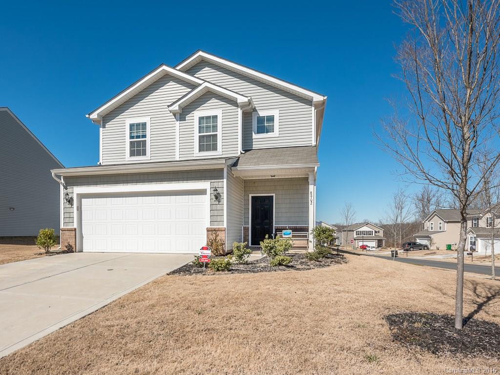 8902 Paddle Oak Road, Unit 402 Charlotte, NC 28227 - Photo 1 of 24 Gallery Image 1