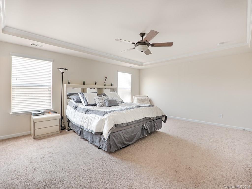 8902 Paddle Oak Road, Unit 402 Charlotte, NC 28227 - Photo 14 of 24 Gallery Image 14