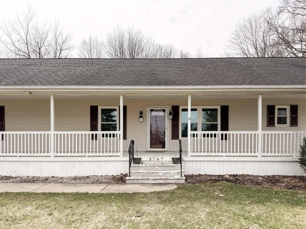 $395,000 | 3767 Van Horn Road, Jackson, MI 49201