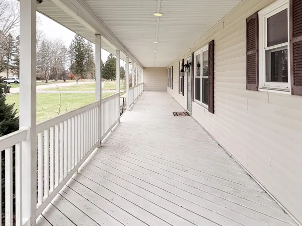 $395,000 | 3767 Van Horn Road, Jackson, MI 49201