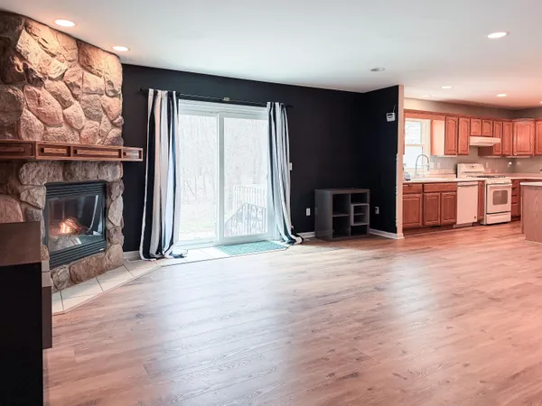 $395,000 | 3767 Van Horn Road, Jackson, MI 49201