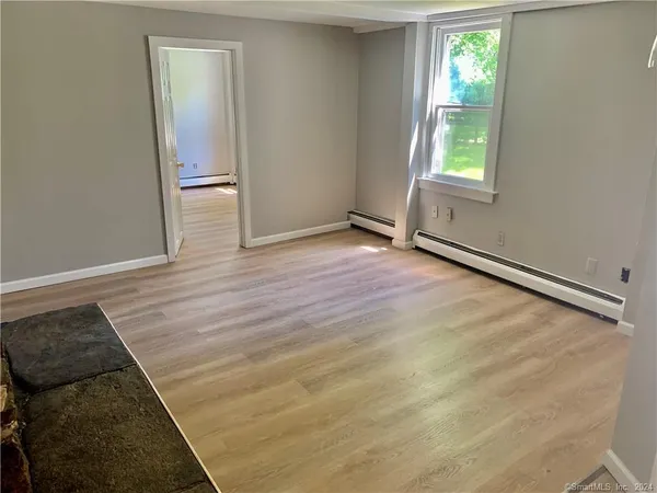 $1,650 | 551 North Main Street, Unit 1R, Naugatuck, CT 06770