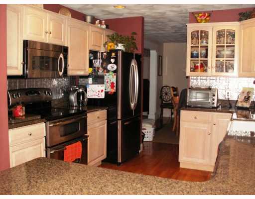 34 Wicklow Road Westerly, RI 02891 - Photo 5 of 8 Kitchen.