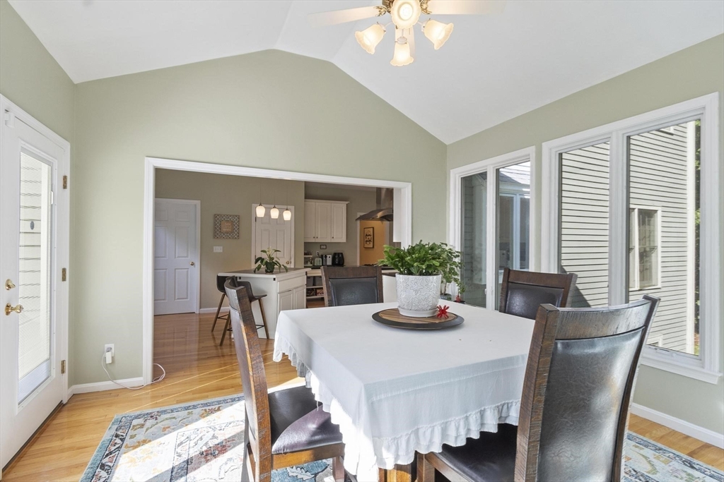 218 Stearns Road Marlborough, MA 01752 - Photo 9 of 30