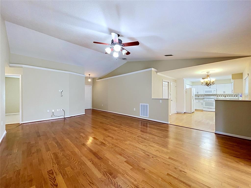 5709 Scott Lake Road Lakeland, FL 33813 - Photo 14 of 40