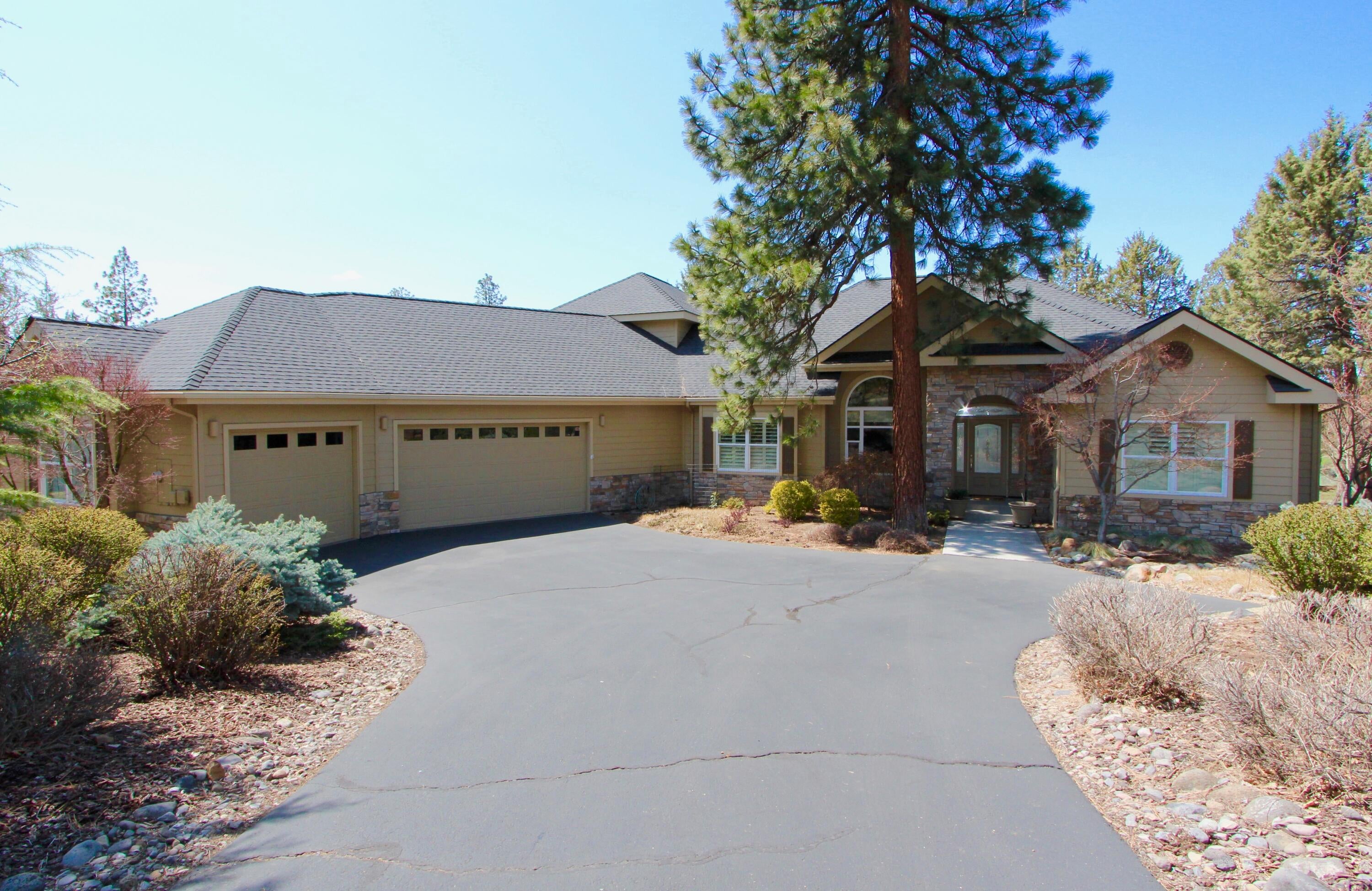 10720 Kestrel Road Klamath Falls, OR 97601 - Photo 1 of 45 IMG_1236