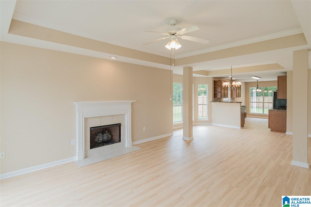 432 Daventry Circle Calera, AL 35040 - Photo 4 of 37
