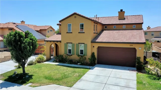 $3,100 | 2234 Avenida Del Mar, Lancaster, CA 93535