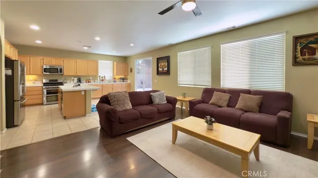 $3,100 | 2234 Avenida Del Mar, Lancaster, CA 93535