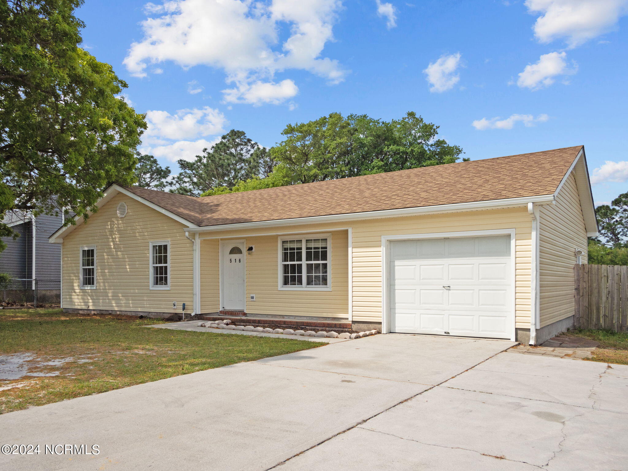 516 Sand Ridge Road Hubert, NC 28539 - Photo 2 of 47 2-web-or-mls-02