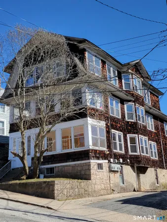 $1,450 | 15 Bragaw Street, New London, CT 06320