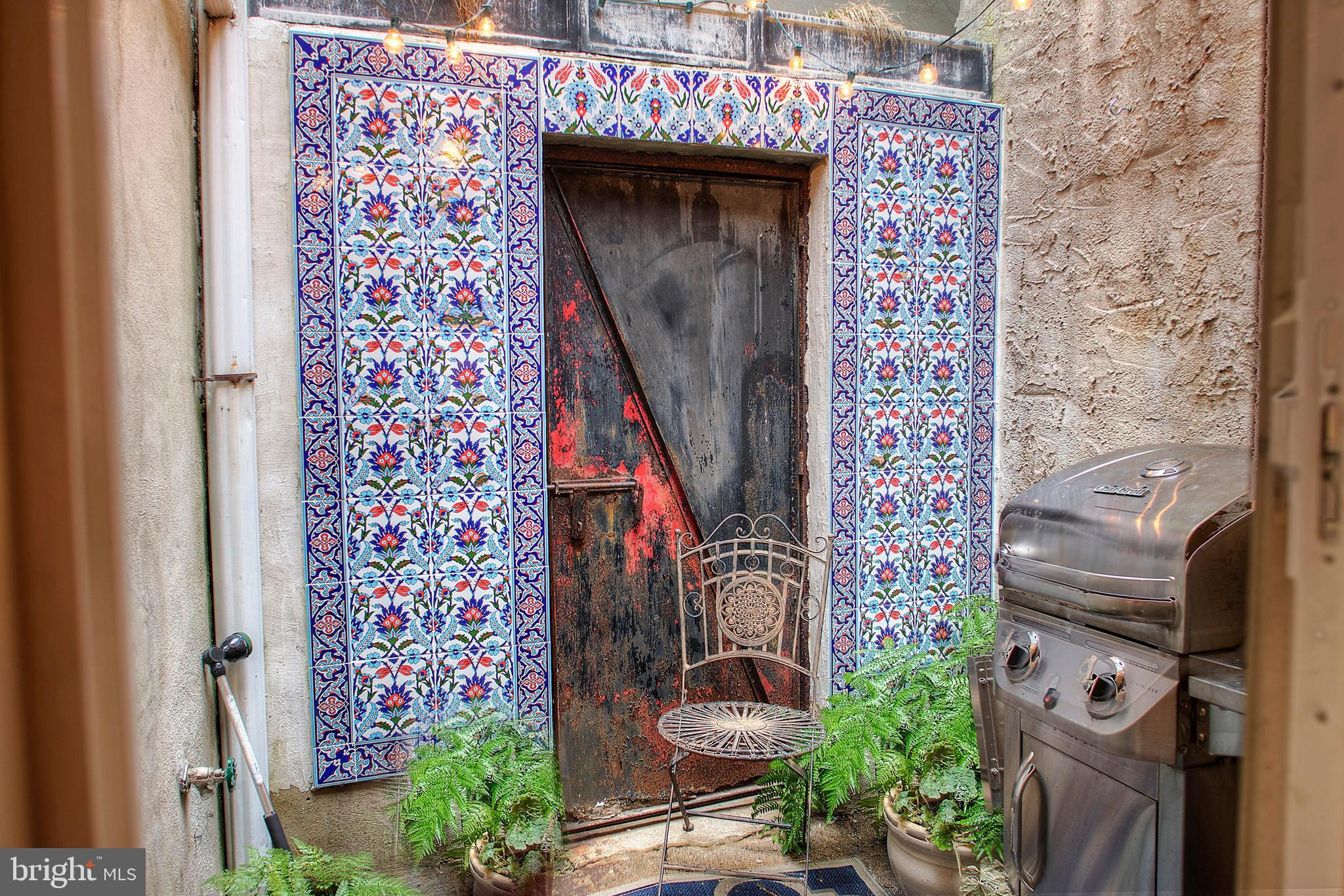 1615 East Moyamensing Avenue Philadelphia, PA 19148 - Photo 9 of 17 a door with an outdoor space