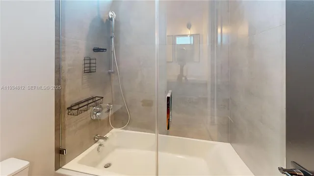 $5,800 | 353 Northwest 50th Street, Unit 353, Miami, FL 33127