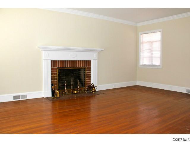 929 Scaleybark Road Charlotte, NC 28209 - Photo 3 of 16