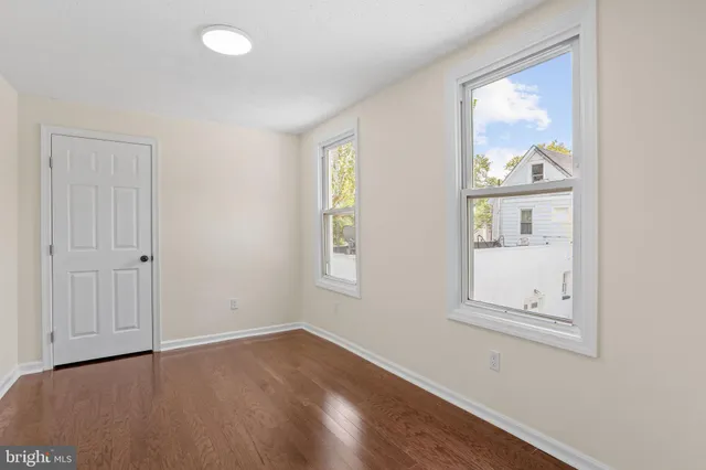 $364,999 | 523 West 5th Street, Palmyra, NJ 08065