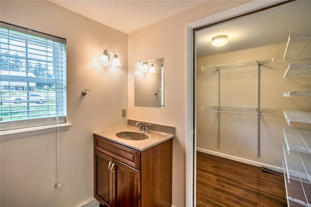 401 Ramsgate Drive Gibsonia, PA 15044 - Photo 12 of 25 First floor master bathroom with walk-in closet.