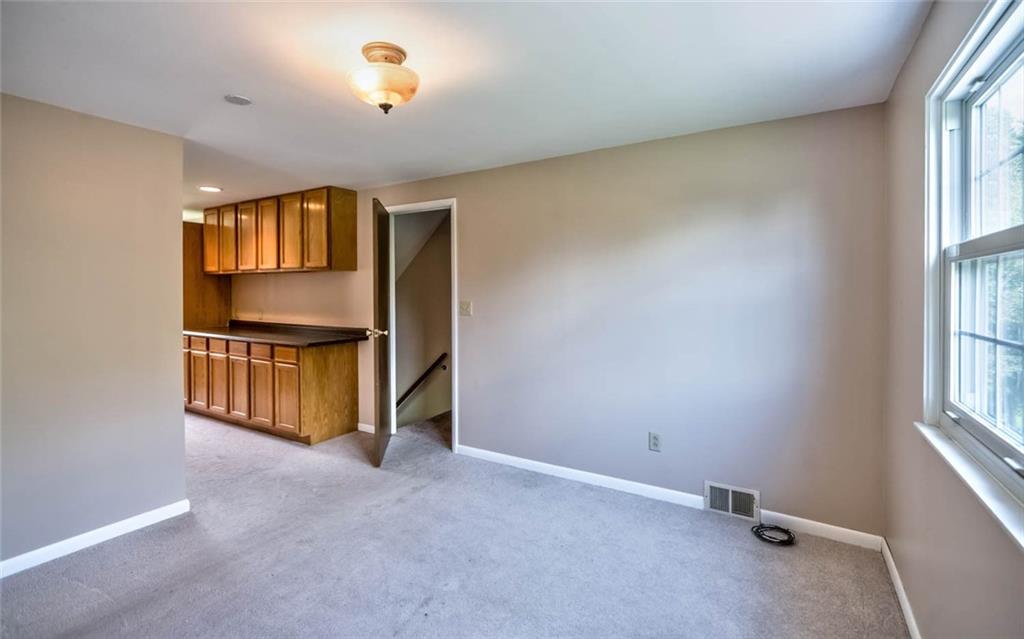 401 Ramsgate Drive Gibsonia, PA 15044 - Photo 16 of 25 Gallery Image 16