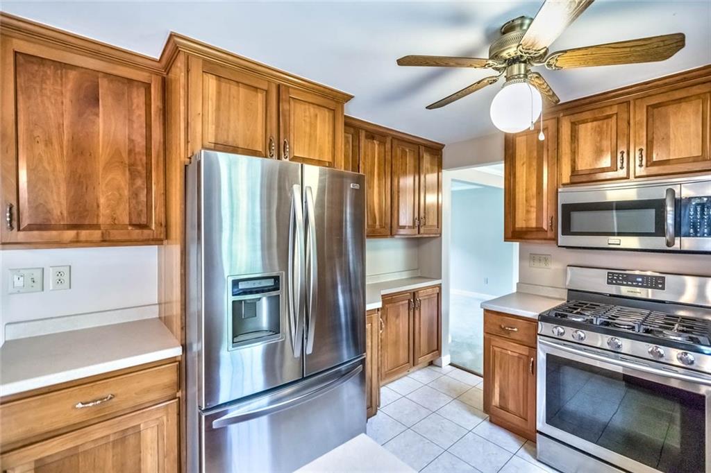 401 Ramsgate Drive Gibsonia, PA 15044 - Photo 6 of 25 Gallery Image 6