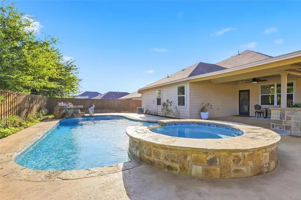 $350,000 | 521 Bailer Drive, Crowley, TX 76036
