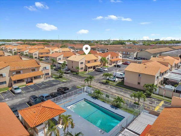 $328,000 | 7801 West 29th Way, Unit 102, Hialeah, FL 33018