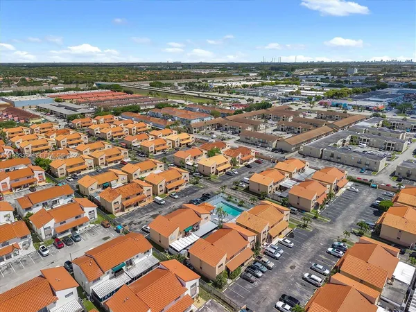 $328,000 | 7801 West 29th Way, Unit 102, Hialeah, FL 33018