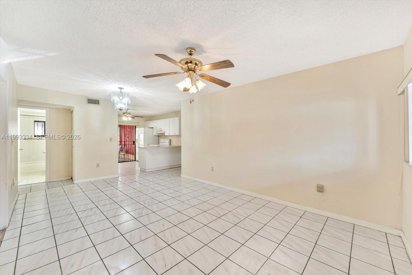 7801 West 29th Way, Unit 102 Hialeah, FL 33018 - Photo 3 of 26