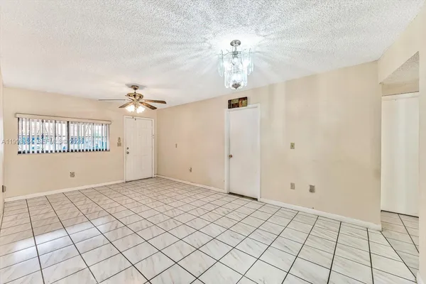$328,000 | 7801 West 29th Way, Unit 102, Hialeah, FL 33018