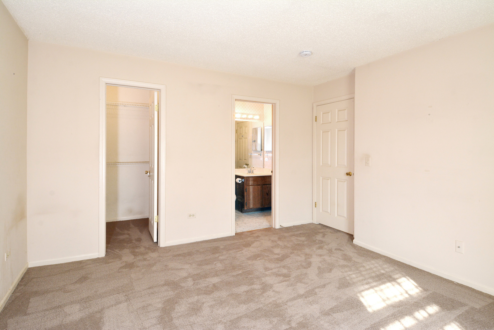 713 Weidner Road, Unit 713 Buffalo Grove, IL 60089 - Photo 11 of 22 Gallery Image 11