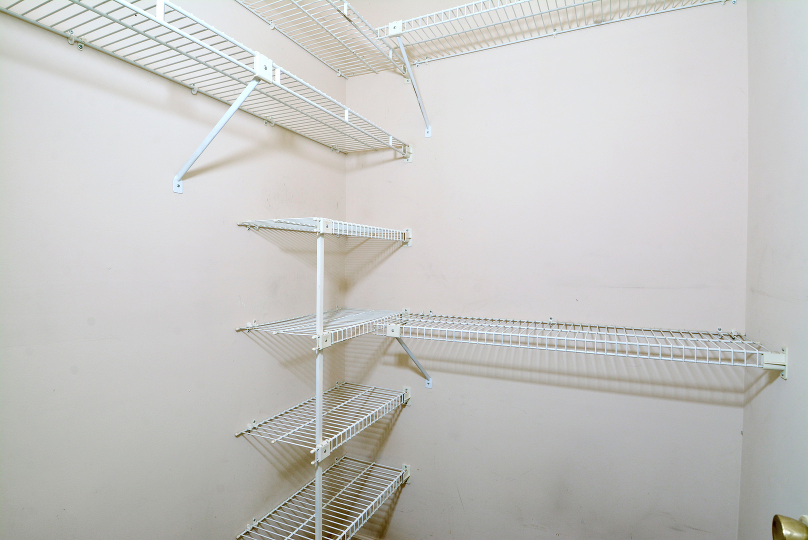 713 Weidner Road, Unit 713 Buffalo Grove, IL 60089 - Photo 14 of 22 Gallery Image 14