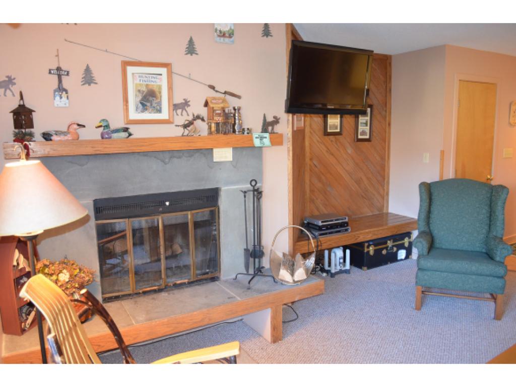 350 Mountain Road, Unit B206 Ludlow, VT 05149 - Photo 8 of 36 Gallery Image 8