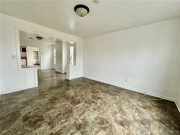 $199,900 | 186 Smith Street, Buffalo, NY 14210