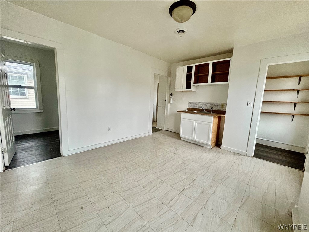 186 Smith Street Buffalo, NY 14210 - Photo 14 of 18