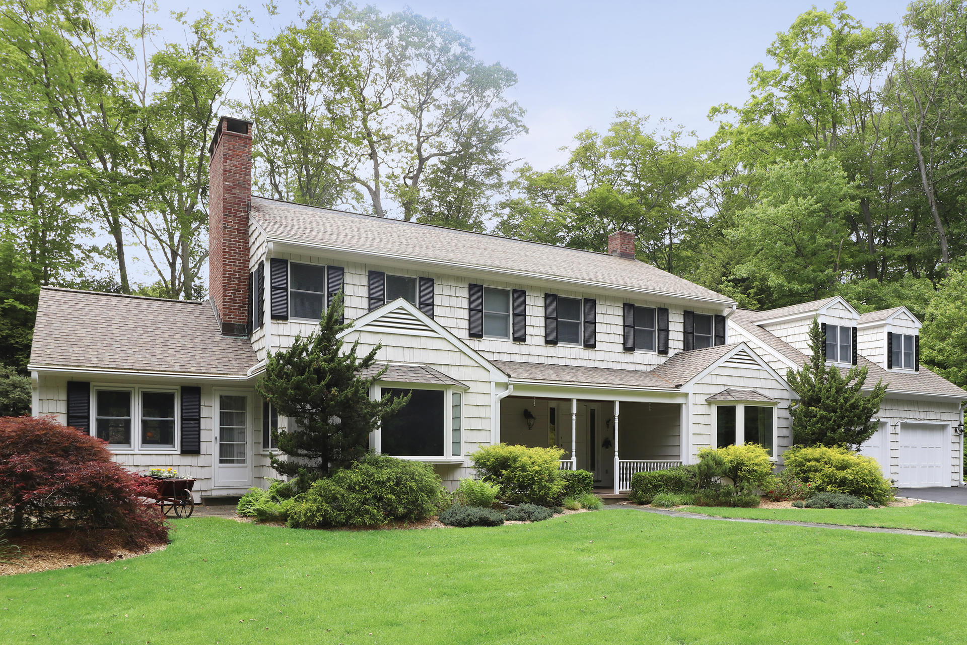 7 Timber Lane Darien, CT 06820 - Photo 1 of 26 000-photo-front-view-7108907
