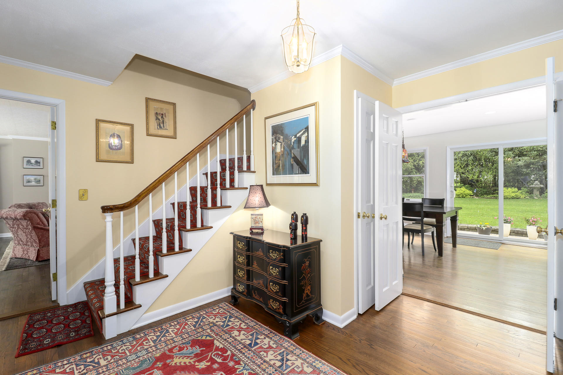 7 Timber Lane Darien, CT 06820 - Photo 3 of 26 002-photo-landing-7108908