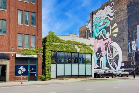 $1,500,000 | 815 North Milwaukee Avenue, Chicago, IL 60642