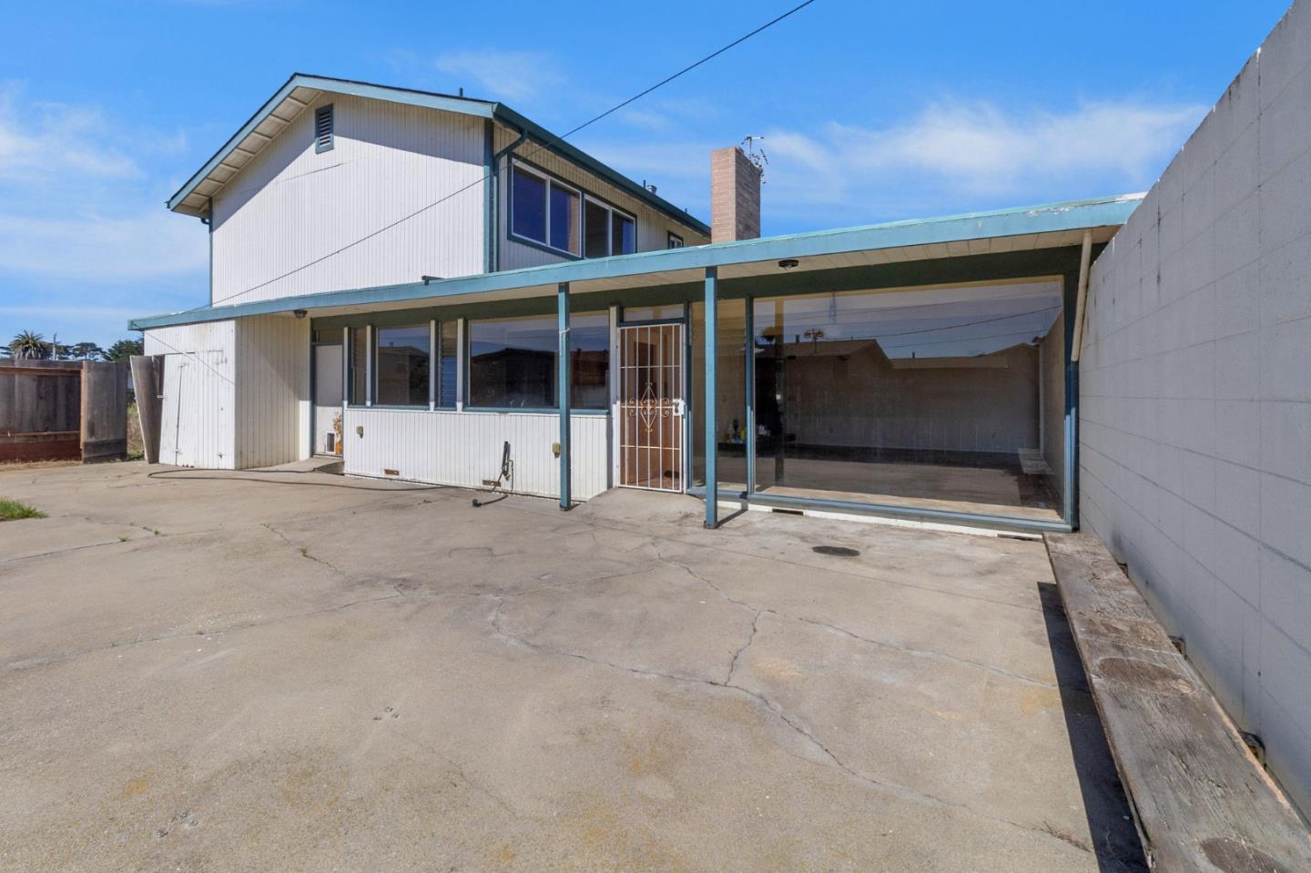 220 Mortimer Lane Marina, CA 93933 - Photo 42 of 42 a view of a house with roof gate