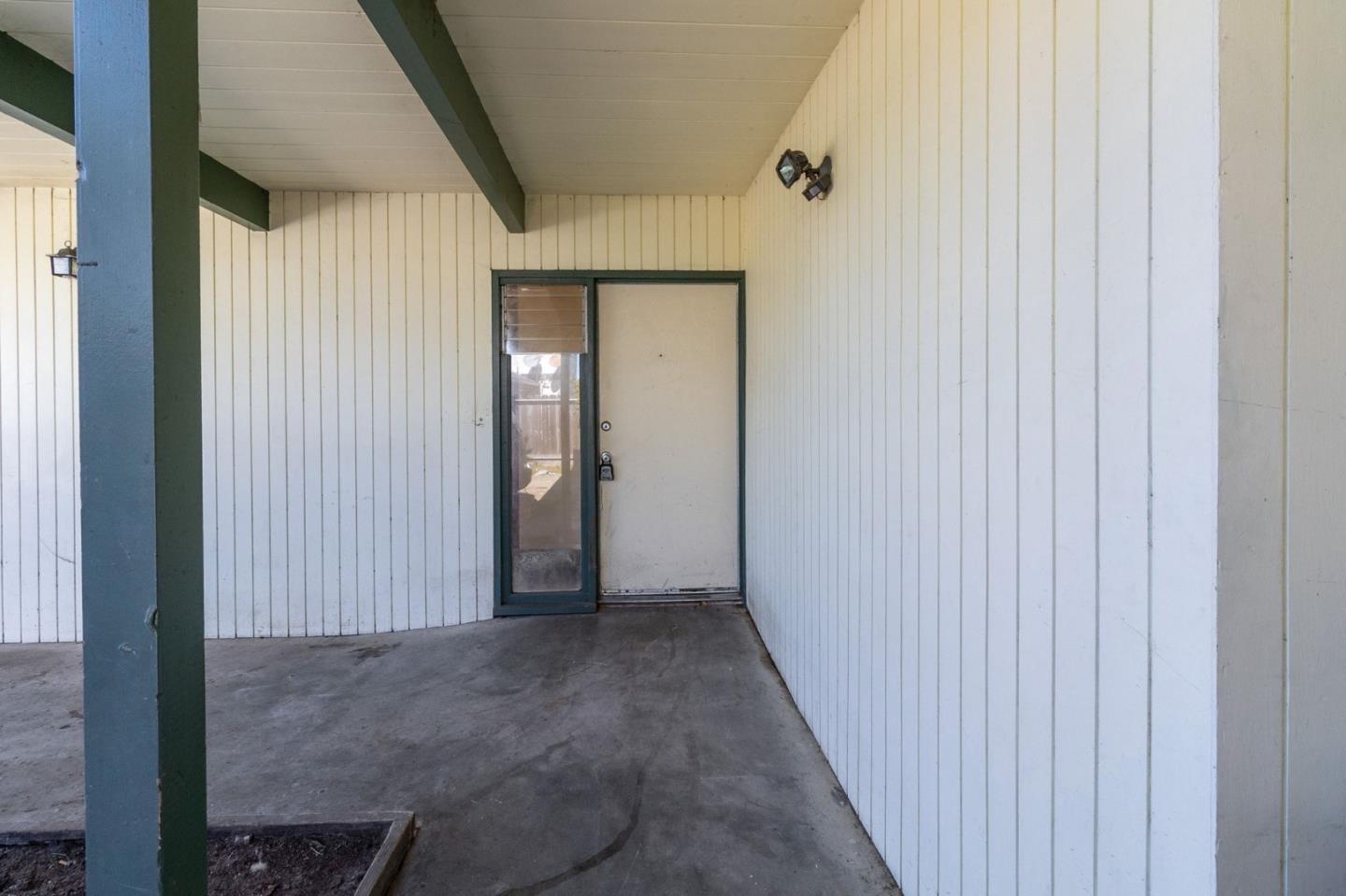 220 Mortimer Lane Marina, CA 93933 - Photo 6 of 42 a view of hallway