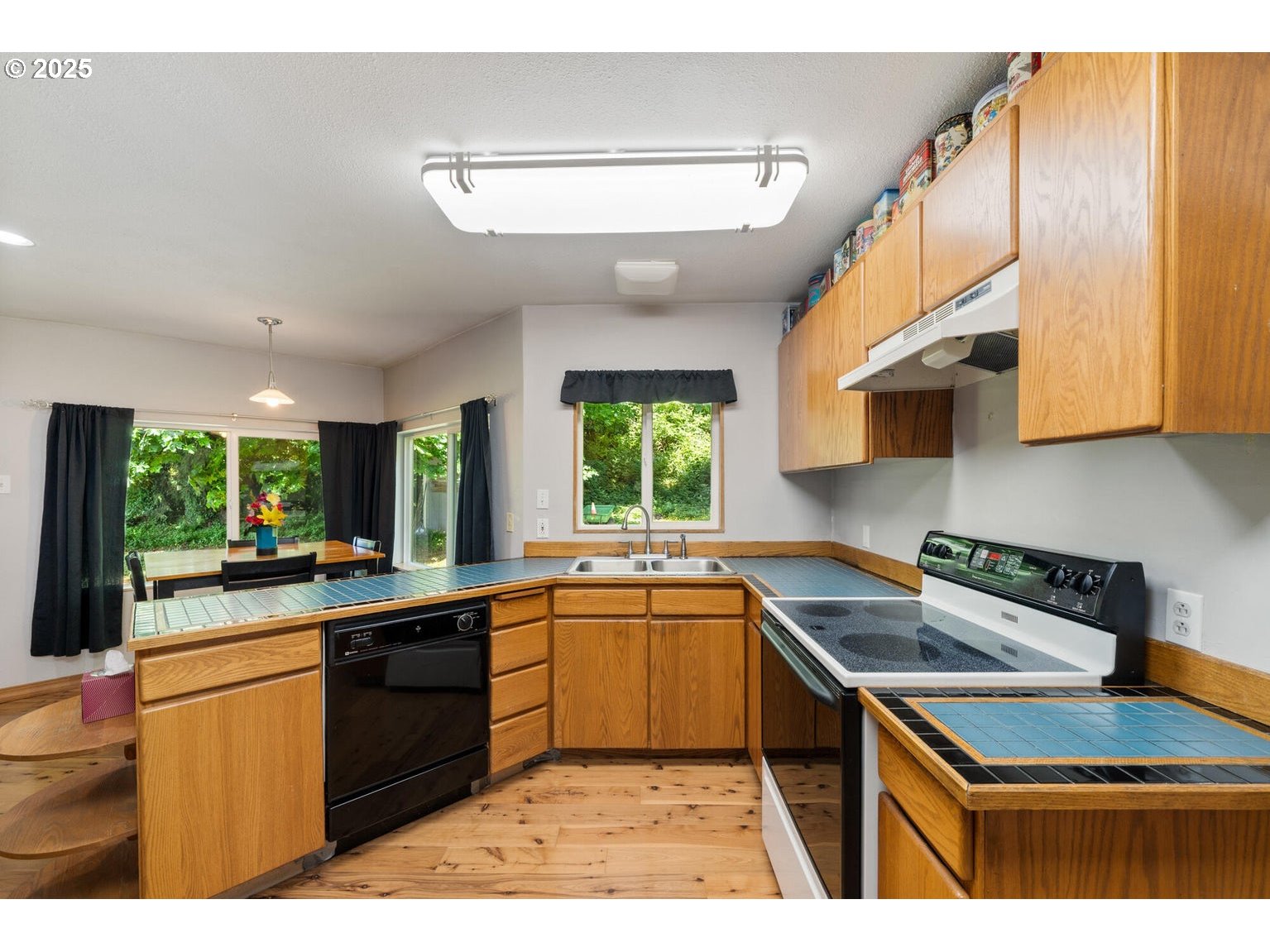 7980 Kilchis River Road Tillamook, OR 97141 - Photo 11 of 48 Gallery Image 11