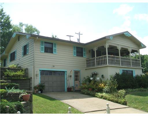 1934 Renton Road Plum, PA 15239 - Photo 1 of 18 Exterior Front.