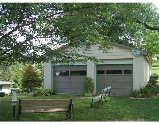 1934 Renton Road Plum, PA 15239 - Photo 2 of 18 Parking Lot/Garage.