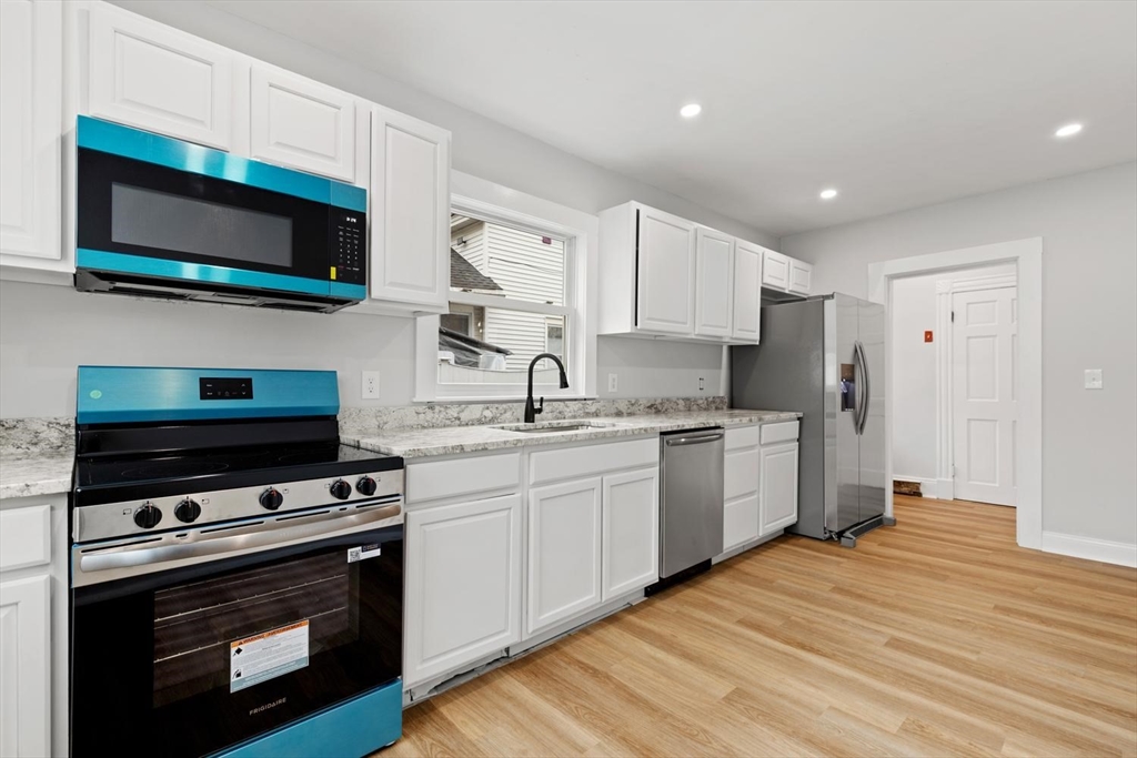 94 D Street Lowell, MA 01851 - Photo 19 of 35