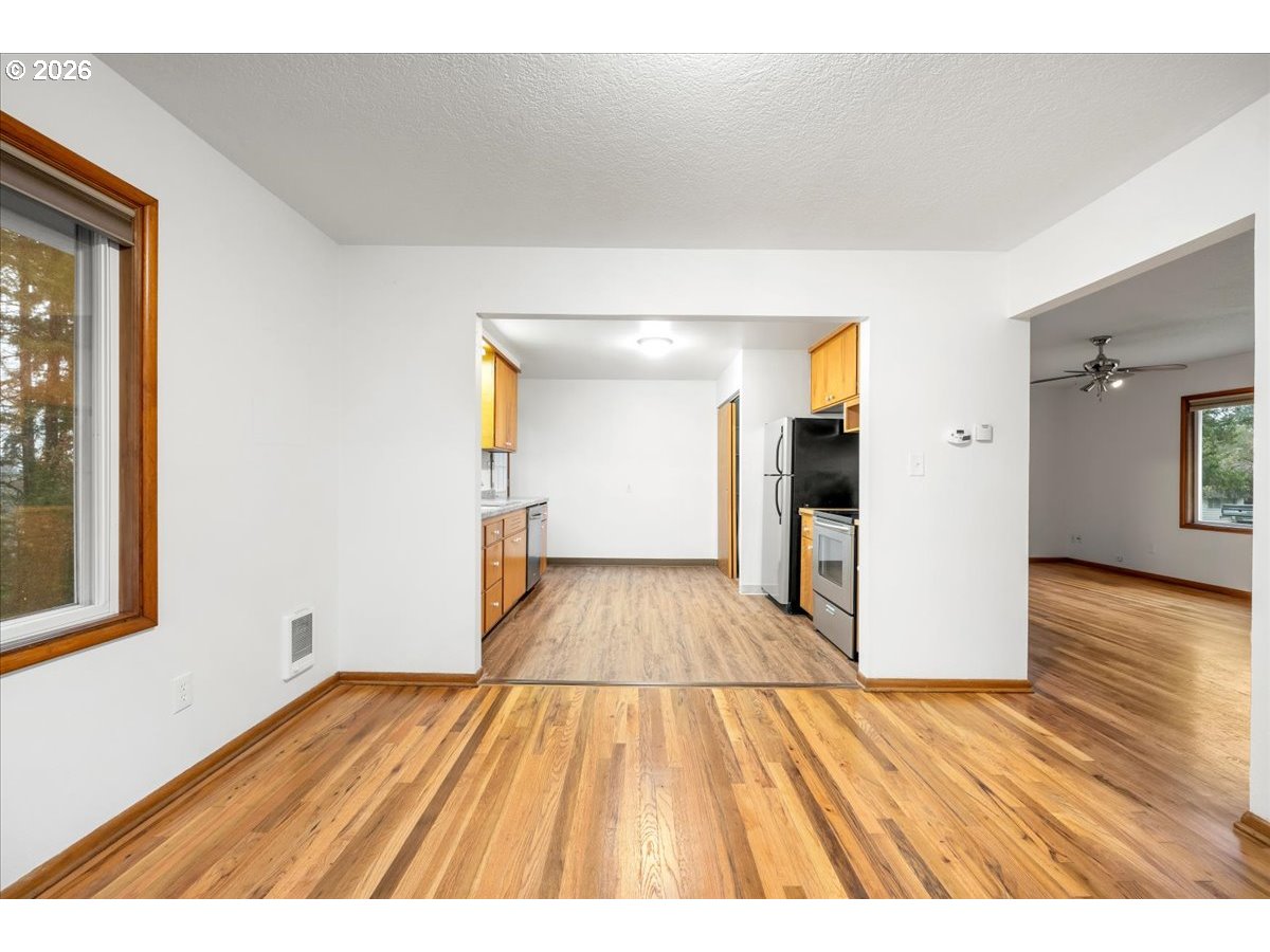 45777 Southwest Maple Lane Gaston, OR 97119 - Photo 14 of 39