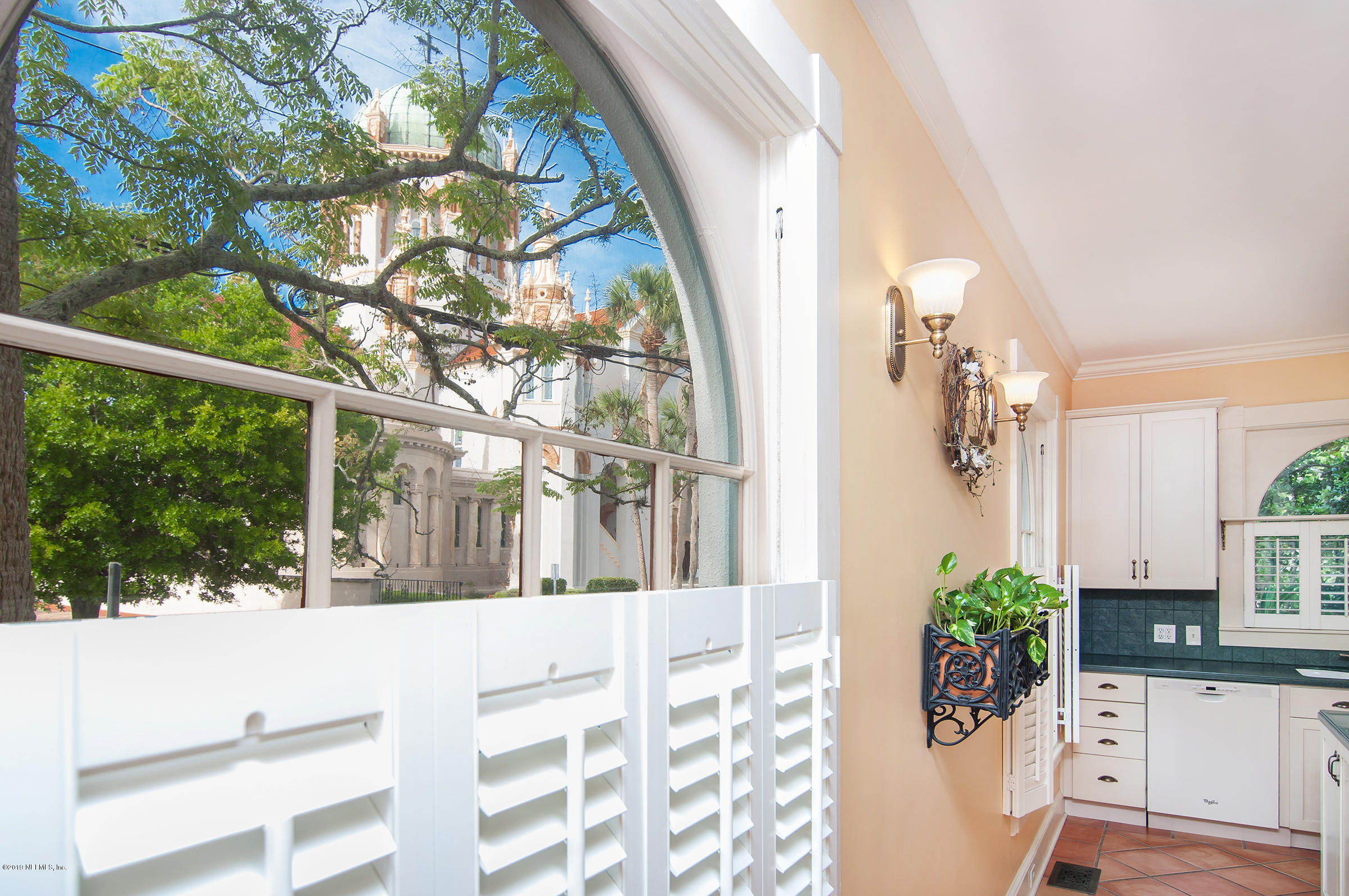 39 Valencia Street St. Augustine, FL 32084 - Photo 14 of 58 39_Valencia_Set1_16_MED