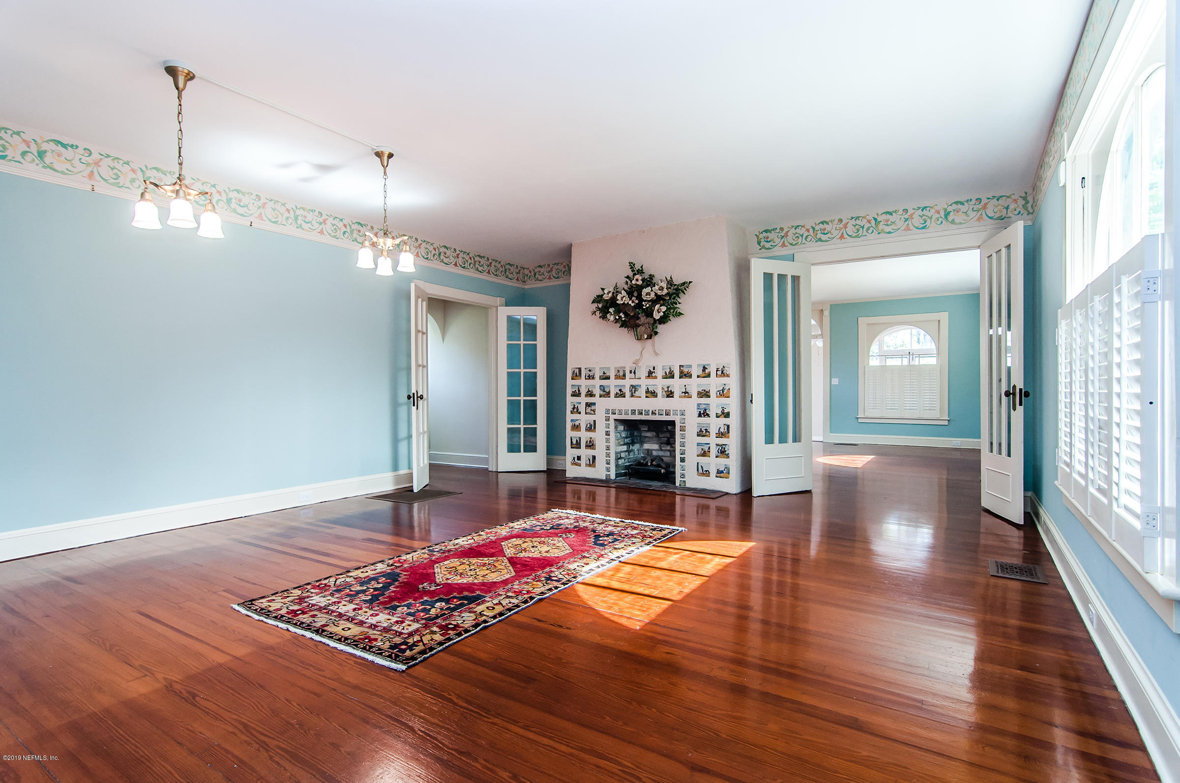 39 Valencia Street St. Augustine, FL 32084 - Photo 3 of 58 39_Valencia_Set1_07_MED